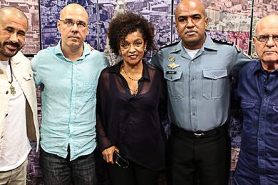 O futuro das UPPs é o tema do “Cidade Partida” no Canal Brasil
