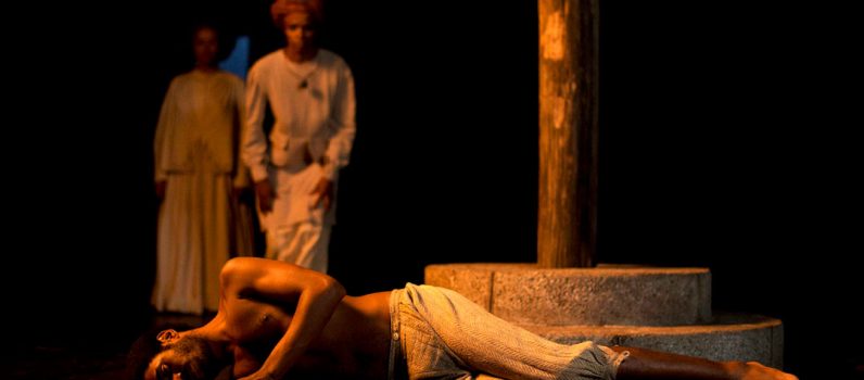 Noturnos – A Pedra Que Brilha