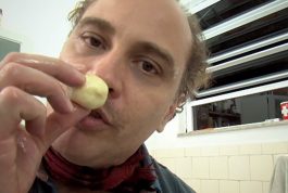 LARICA TOTAL – Partido Do Pão De Queijo