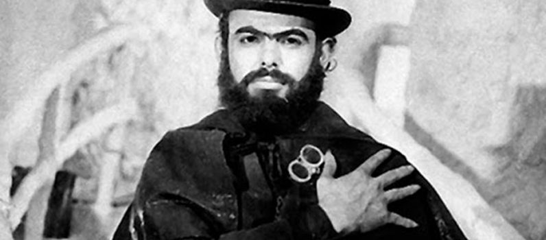 O Estranho Mundo de Zé do Caixão