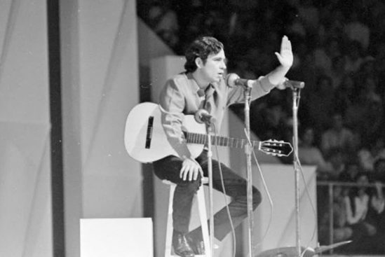 NOITES DE FESTIVAL – A Origem: “Arrastão” E “Saveiros”