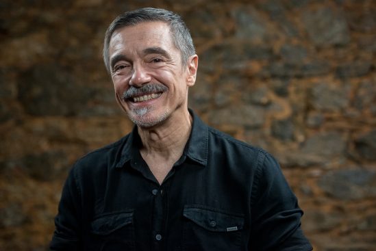 O SOM DO VINIL – Céu – Apká, 2019