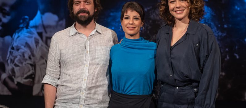 O PAÍS DO CINEMA – O Lobo Atrás da Porta