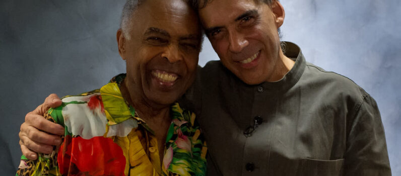 AMIGOS, SONS E PALAVRAS – Arnaldo Antunes