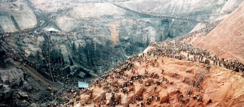 Serra Pelada – A Saga da Montanha de Ouro