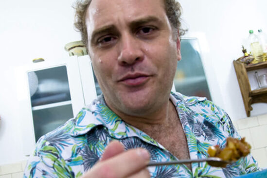 LARICA TOTAL – Ao Mestre Com Pozinho