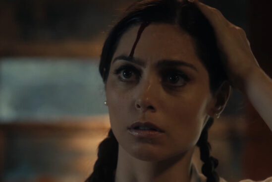 ANJO LOIRO COM SANGUE NO CABELO – Você Nunca Está Feliz?