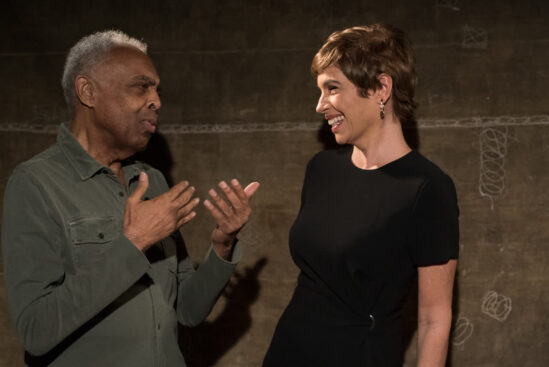 AMIGOS, SONS E PALAVRAS – Renata Lo Prete