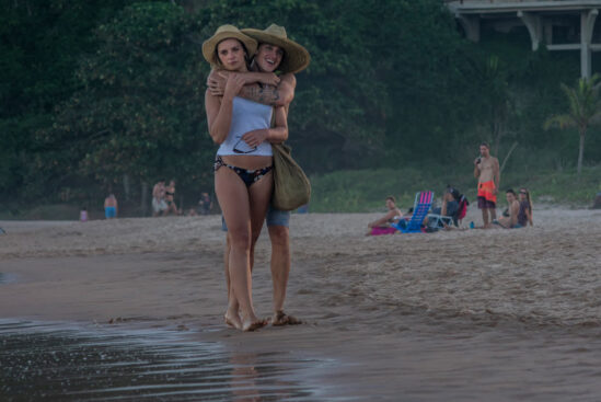 AMOR DE 4+1 – Cartas Na Mesa