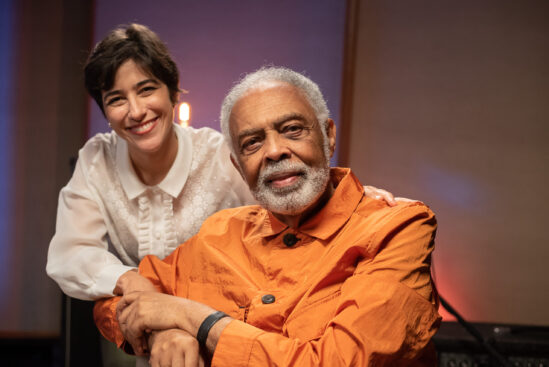 AMIGOS, SONS E PALAVRAS – Gabriela Lemos