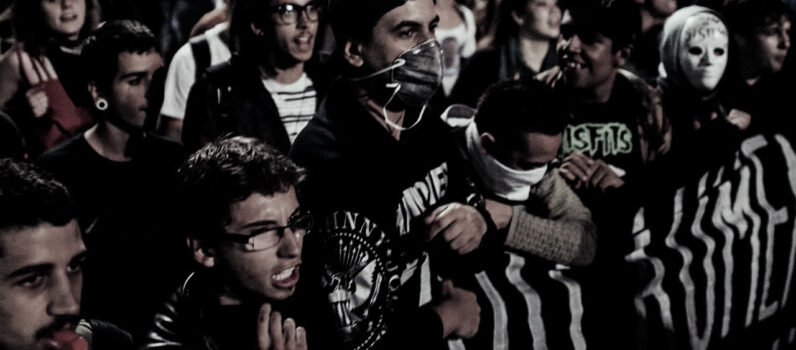 JUNHO 2013 – O COMEÇO DO AVESSO – Violências E Mídia