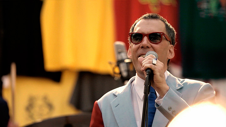 Arnaldo Antunes – Ao Vivo Lá Em Casa