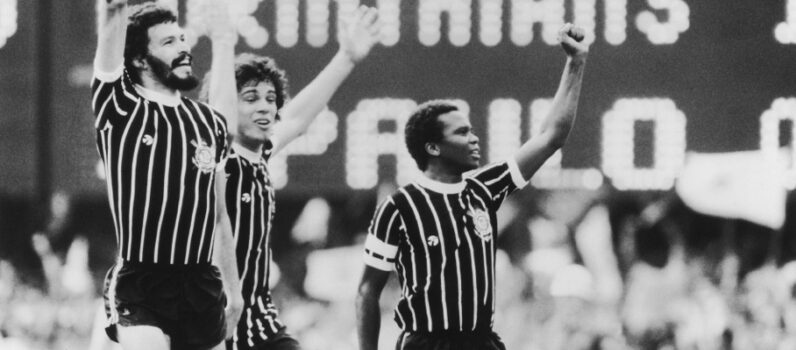 Democracia em Preto e Branco