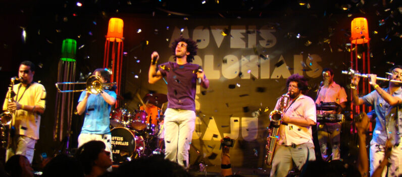 FAIXA MUSICAL – Móveis Coloniais de Acaju