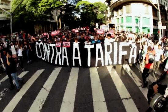 JUNHO 2013 – O COMEÇO DO AVESSO – Massificação e Difusão