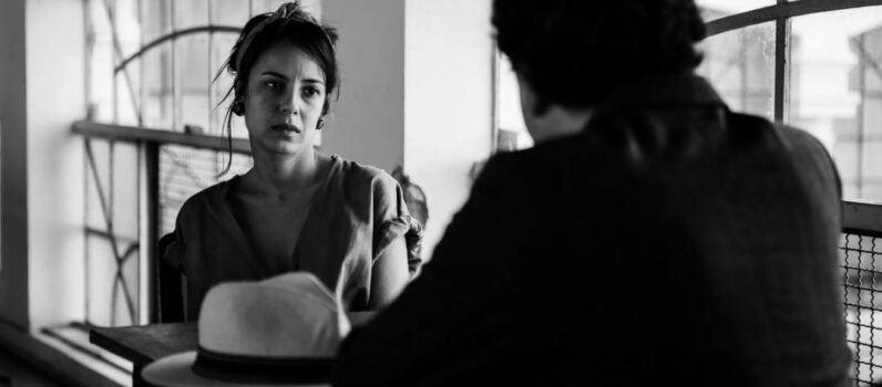 COLÔNIA – A Sonâmbula E O Corpo