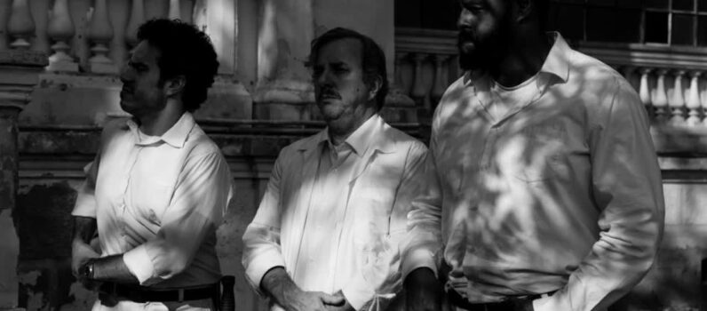 COLÔNIA – Mãe E Filha