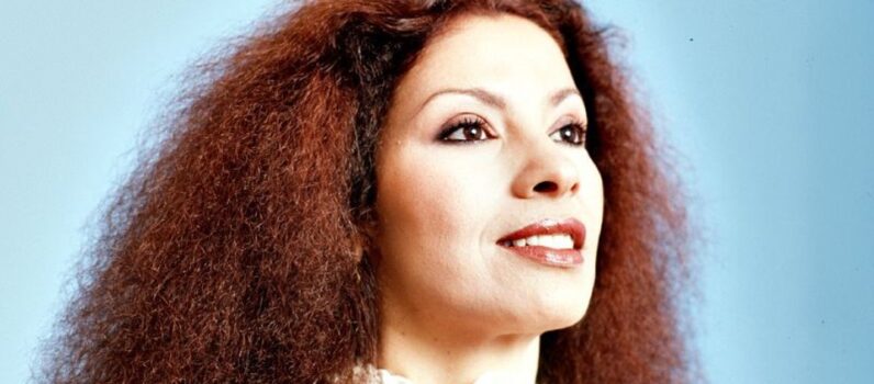 Clara – Episódio: Clara e o Samba