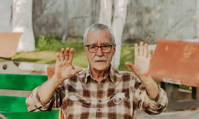 Genial (Maratona Luiz Carlos Lacerda – 80 anos) – Episódio: Bigode