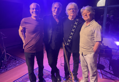 Primavera nos Dentes – A História do Secos & Molhados – Episódio 04 Temp.01Primavera nos Dentes – A História do Secos & Molhados