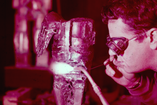 Vlavianos, o Impulso e a Razão – Estreia