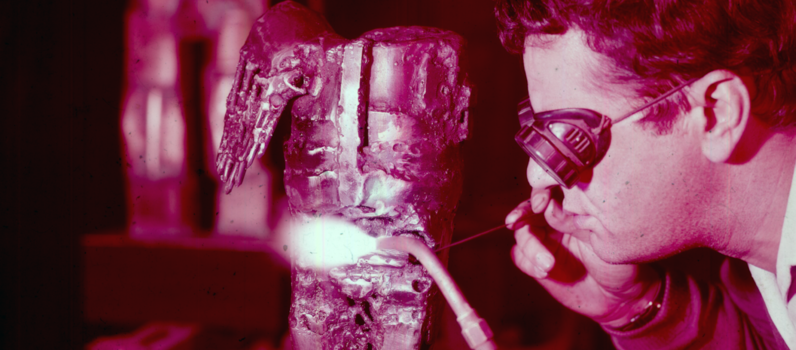 Vlavianos, o Impulso e a Razão – Estreia