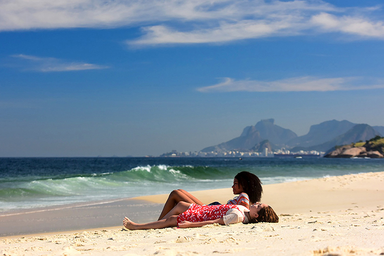 Avenida Beira-Mar – Licenciamento – Estreia