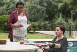 Que Horas Ela Volta?